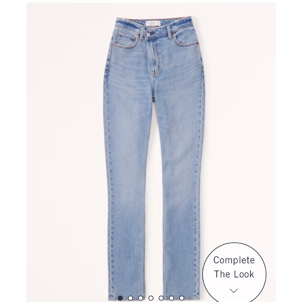 Abercrombie & Fitch Ultra High-Rise Slim Straight Jeans